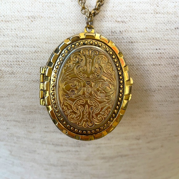Shopbop Gold Locket Chain Necklace - Picture 4 of 9